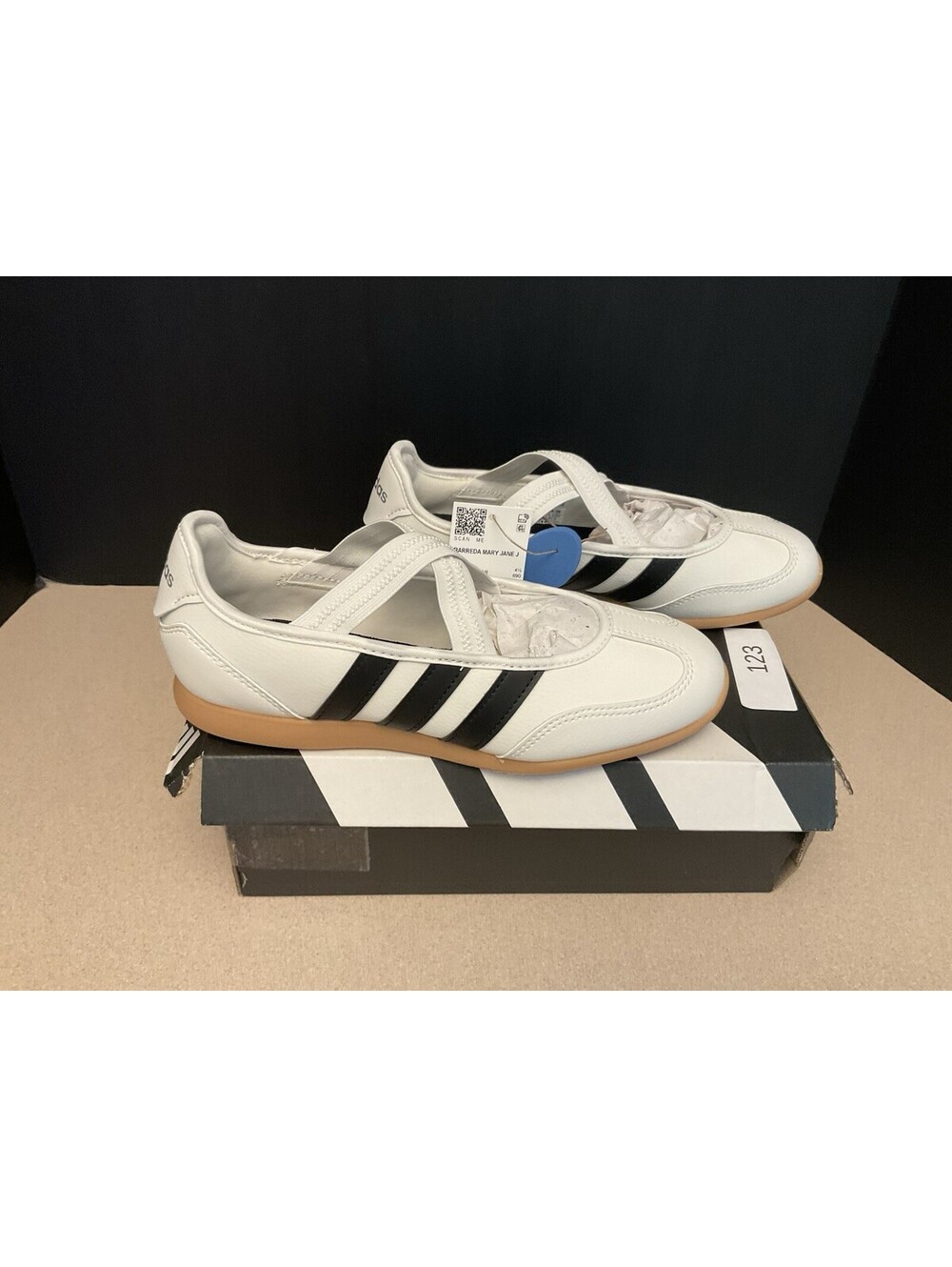 New! Adidas Barreda Mary Jane White Black Gum Shoes. Youth’s 5Y. Women’s 6. Nice